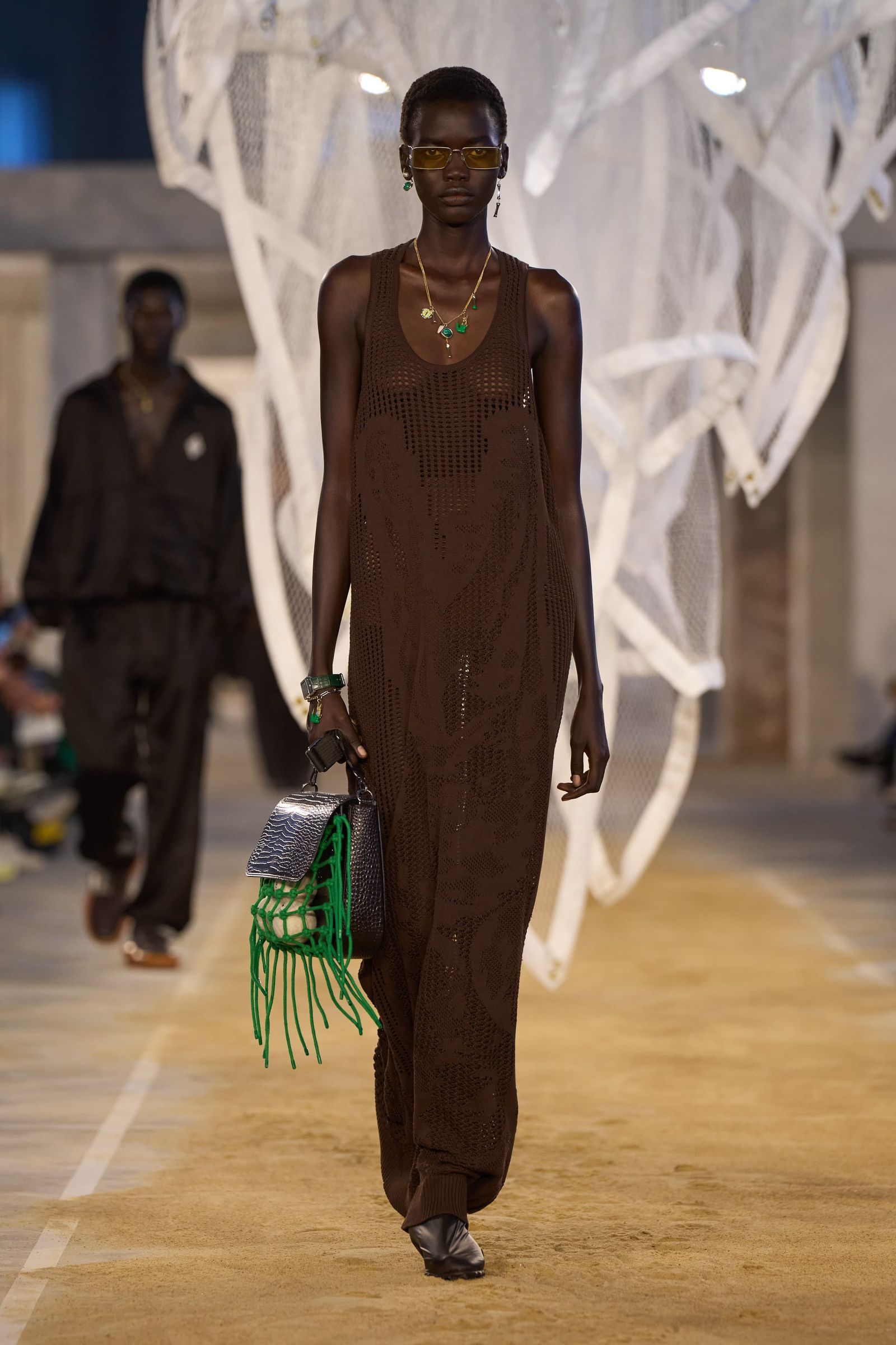 Tendencia de vestidos calados para primaveraverano 2025 por Lacoste