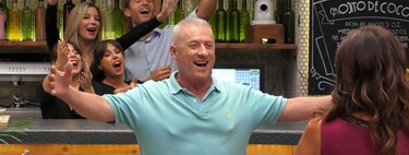 'First Dates', un soltero de Benaguasil le da una serenata a su cita nada más llegar. "Del 1 al 10, le pongo un 2 o un 3" 