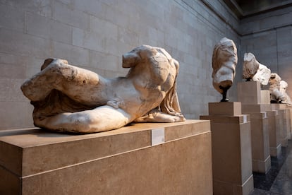 Fragmentos de esculturas del Partenón en el Museo Británico.