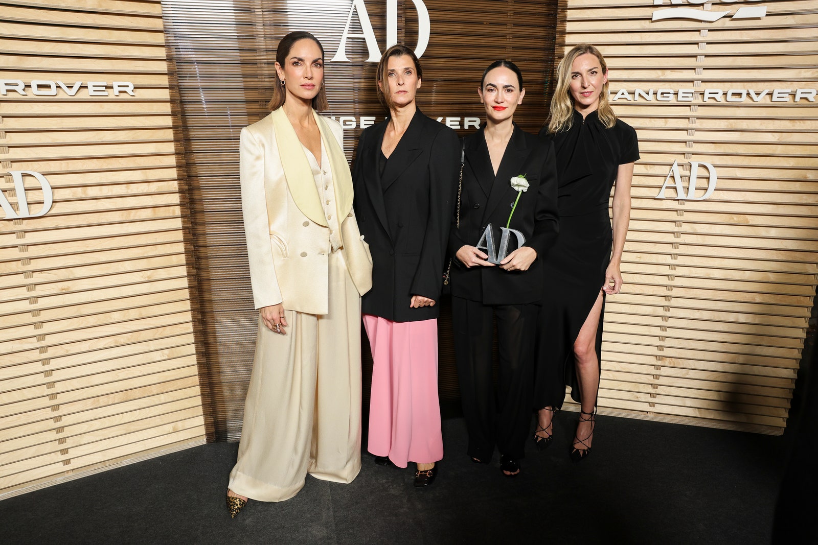 Eugenia Silva Rosario Nadal Frida Escobedo y Maite Sebasti