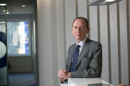 Rupert Rucker, directivo de inversión de la firma Schroders, en la sede de la compañía en Madrid.