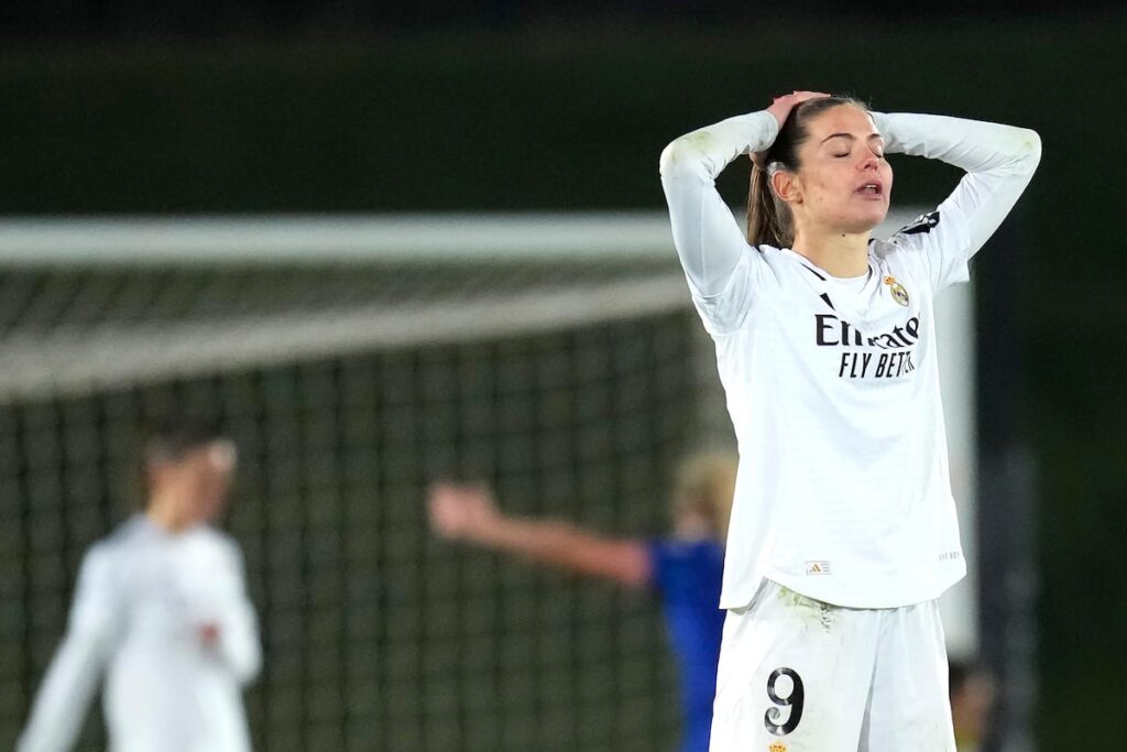 Bruun se lamenta durante el partido del Real Madrid ante el Chelsea este martes en el Alfredo di Stéfano.