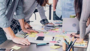 Qué Estrategias Pueden Implementar las Empresas para Fomentar la Creatividad en su Cultura Organizacional