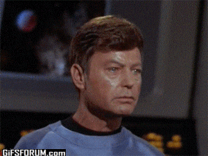 Personajes de Star Trek asintiendo en señal de aprobación de que al desactivar las descargas automáticas de WhatsApp se disminuye el riesgo de caer en estafas.- Blog Hola Telcel 