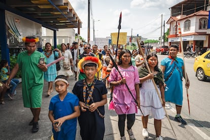 Los cofán que defienden su territorio de la minería ilegal de oro en la Amazonía ecuatoriana.