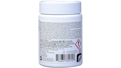 Pastillas para cafetera sobre fondo blanco