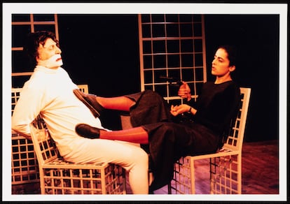 Representación de la obra teatral ‘La muerte y la doncella’, de Ariel Dorfman, por parte de una compañía palestina,
en el teatro Al Kasaba de Jerusalén en 1997. Perteneciente a la Al Kasaba Theatre and Cinematheque Collection.
