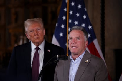 Steve Witkoff, durante una rueda de prensa junto al presidente electo de Estados Unidos, Donald Trump, en Mar-a-Lago en Palm Beach, el 7 de enero de 2025.