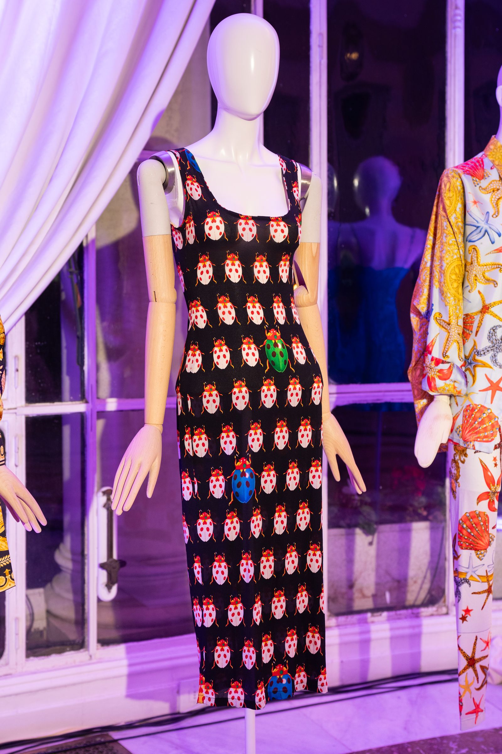 exposición versace en mlaga