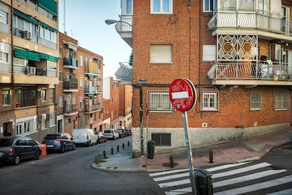 Una calle del barrio de Puerta del Ángel, en Madrid.