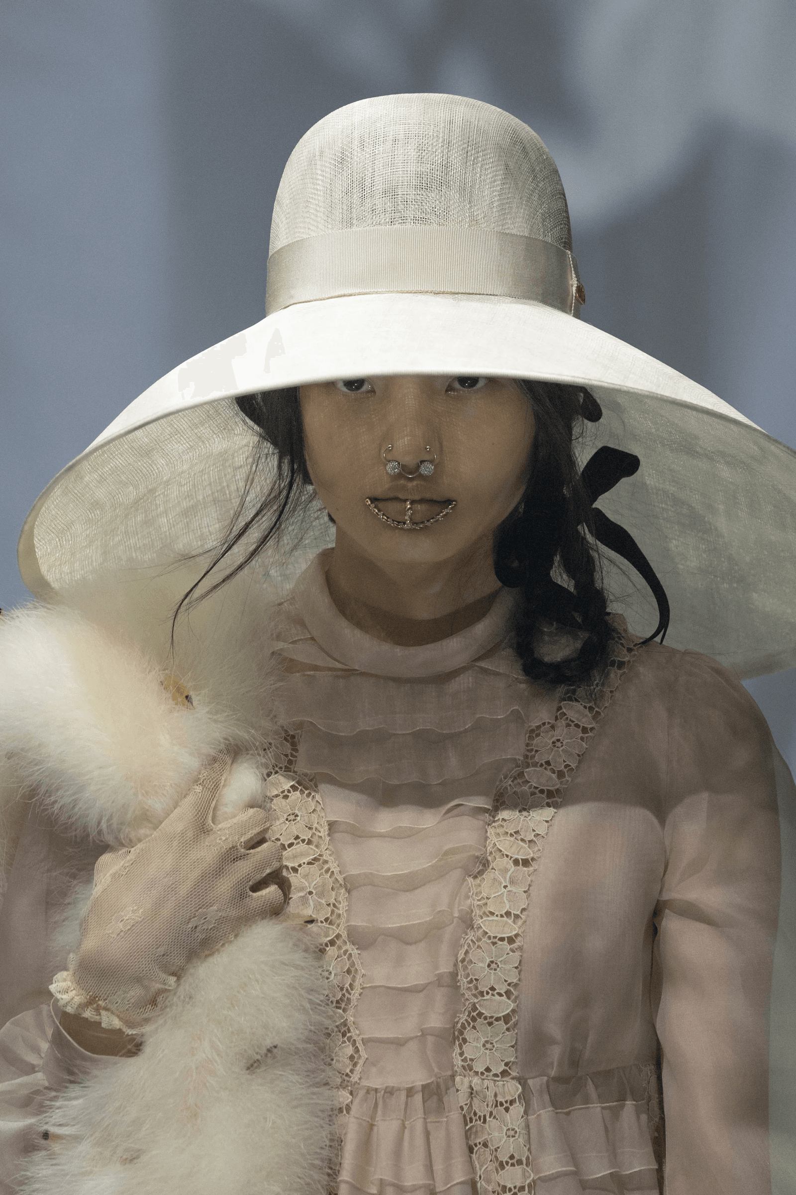 sombrero en Valentino primaveraverano 2025.