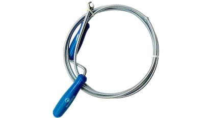 producto para desatrancar tuberías en espiral y terminado en garra.