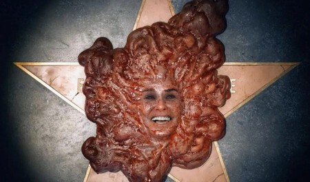 Demi Moore Come Medusa In The Su