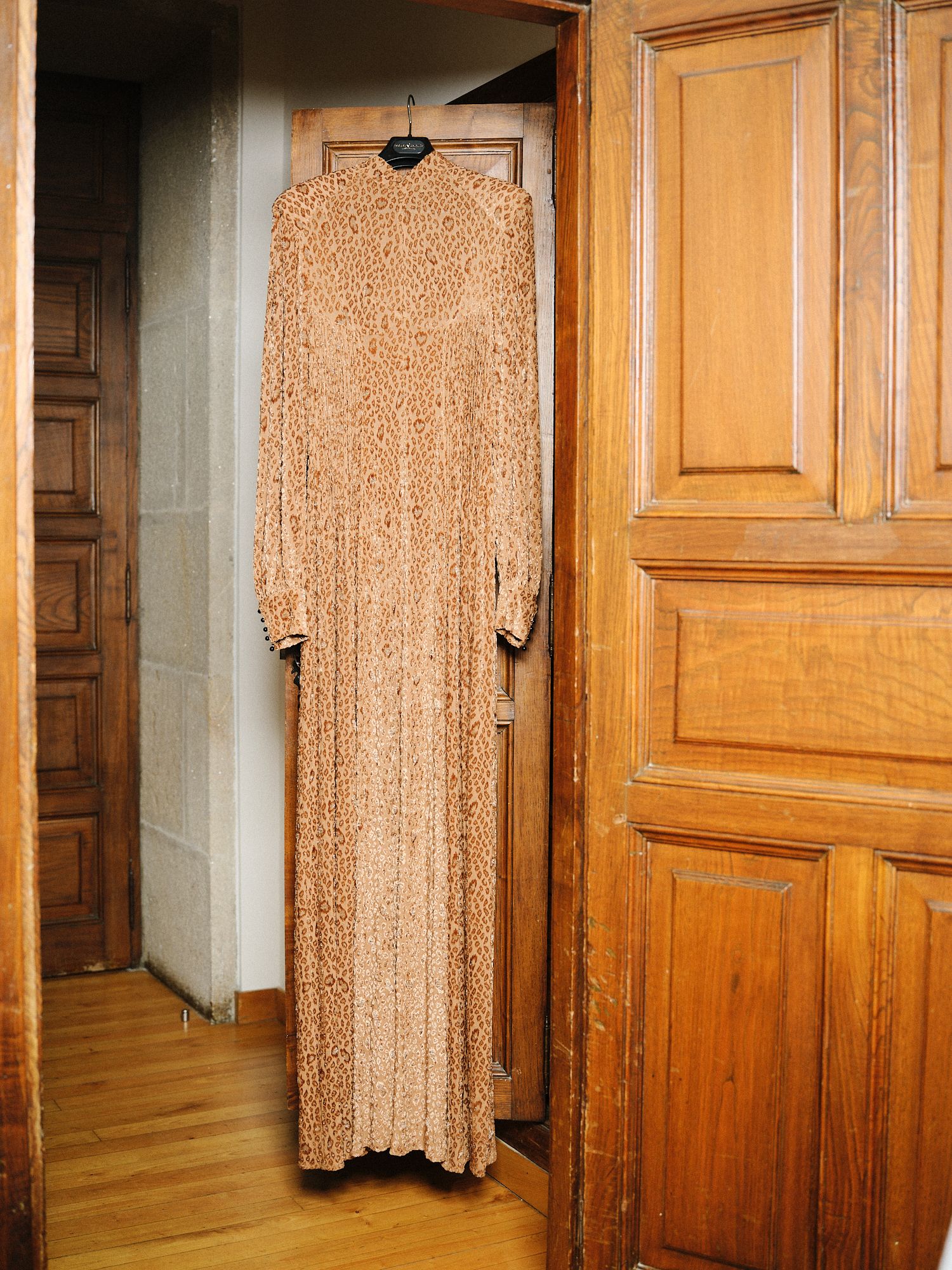 Aixa Villagrn apuesta por el ‘animal print ms evocador y elegante en los Premios Feroz 2025