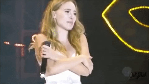 Belinda agradeciendo a sus fans por apoyarla en toda su carrera y a través de diferentes géneros.- Blog Hola Telcel 