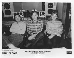 ROGER WATERS INTENTÓ QUE PINK FLOYD NO EXISTIESE SIN ÉL