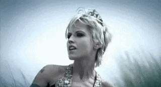 DOLORES O´RIORDAN Y SUS CANCIONES INOLVIDABLES