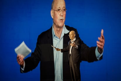Jeremy Rifkin durante el Foro Económico Internacional América Latina y el Caribe 2025.