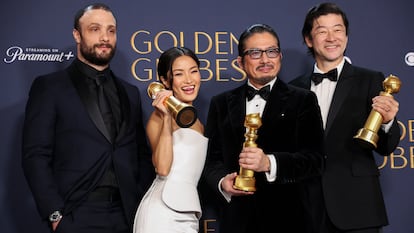 Cosmo Jarvis, Anna Sawai, Hiroyuki Sanada y Tadanobu Asano, ganadores del Globo de Oro por 'Shogun'.