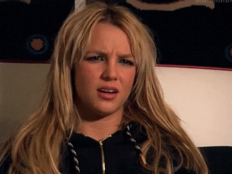 Britney Spears confundida en una entrevista Britney Spears confundida con el cambio de decisión de Meta con respecto a la verificación de datos y moderación de los discursos de odio en plataformas como Instagram y Facebook.- Blog Hola Telcel