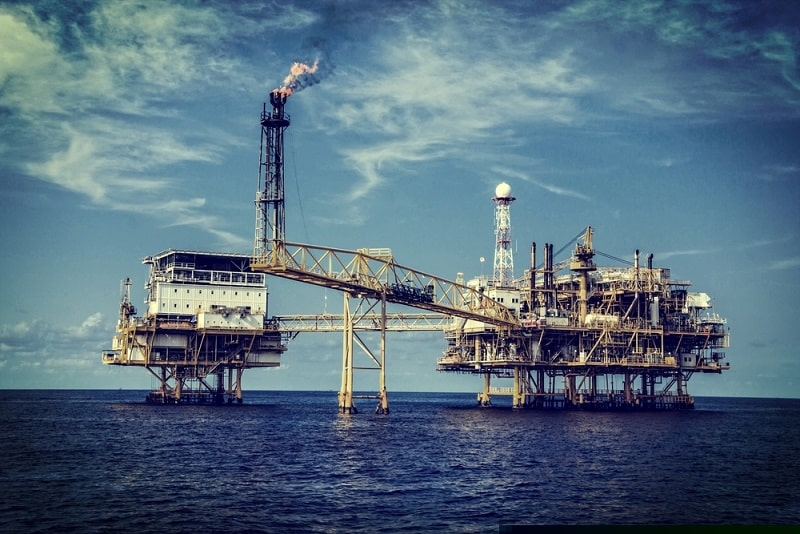Estructura de la Industria Petrolera: Un Análisis Exhaustivo