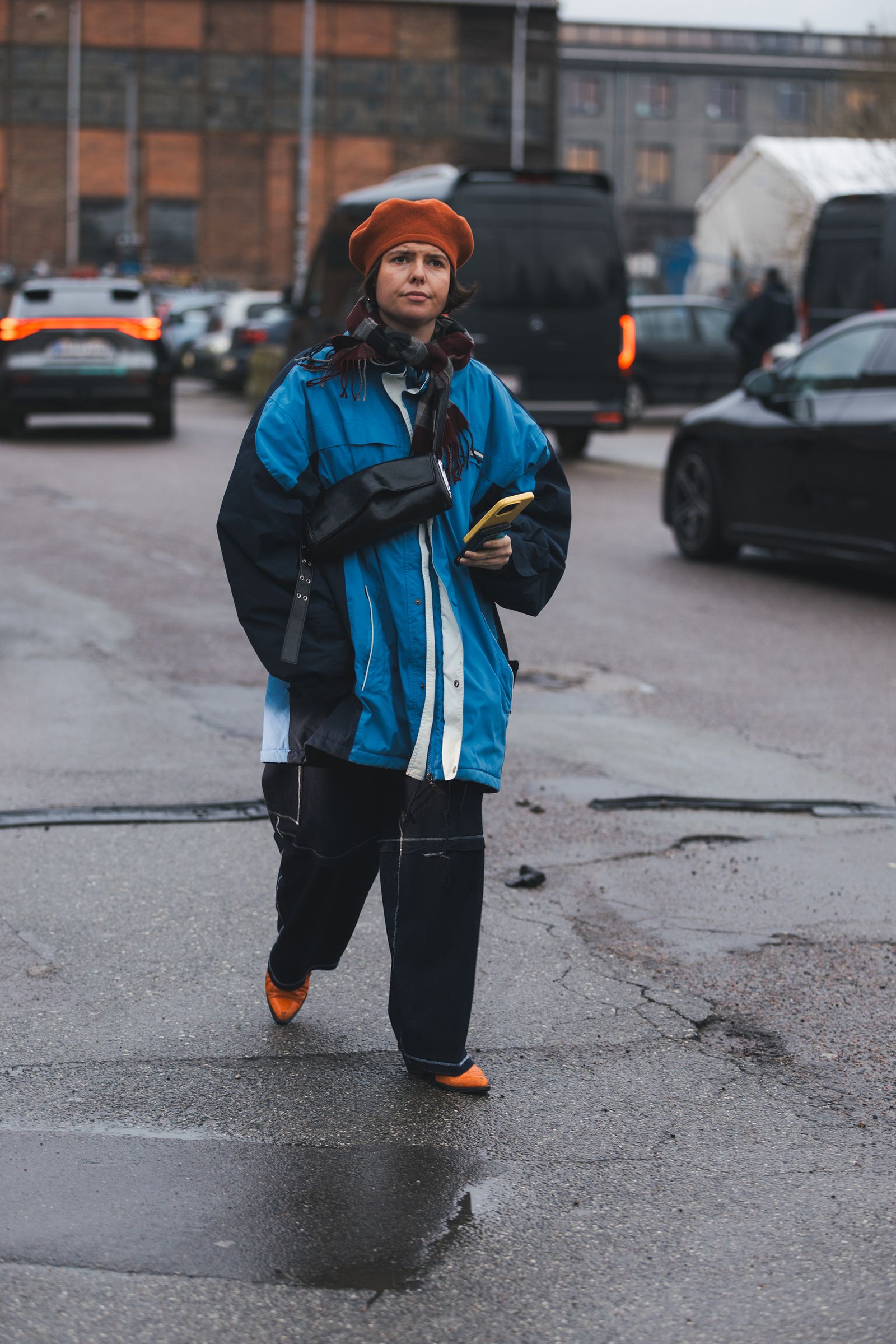 Street style de Copenhague con una boina