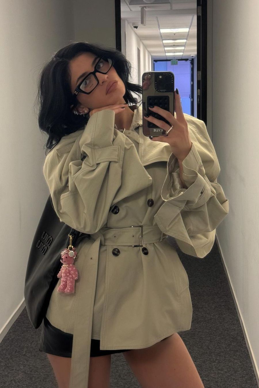 Kylie Jenner porte un bijoux de sac