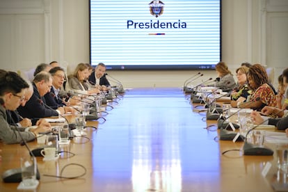Gustavo Petro y los ministros de Gobierno, en el Palacio de Nariño