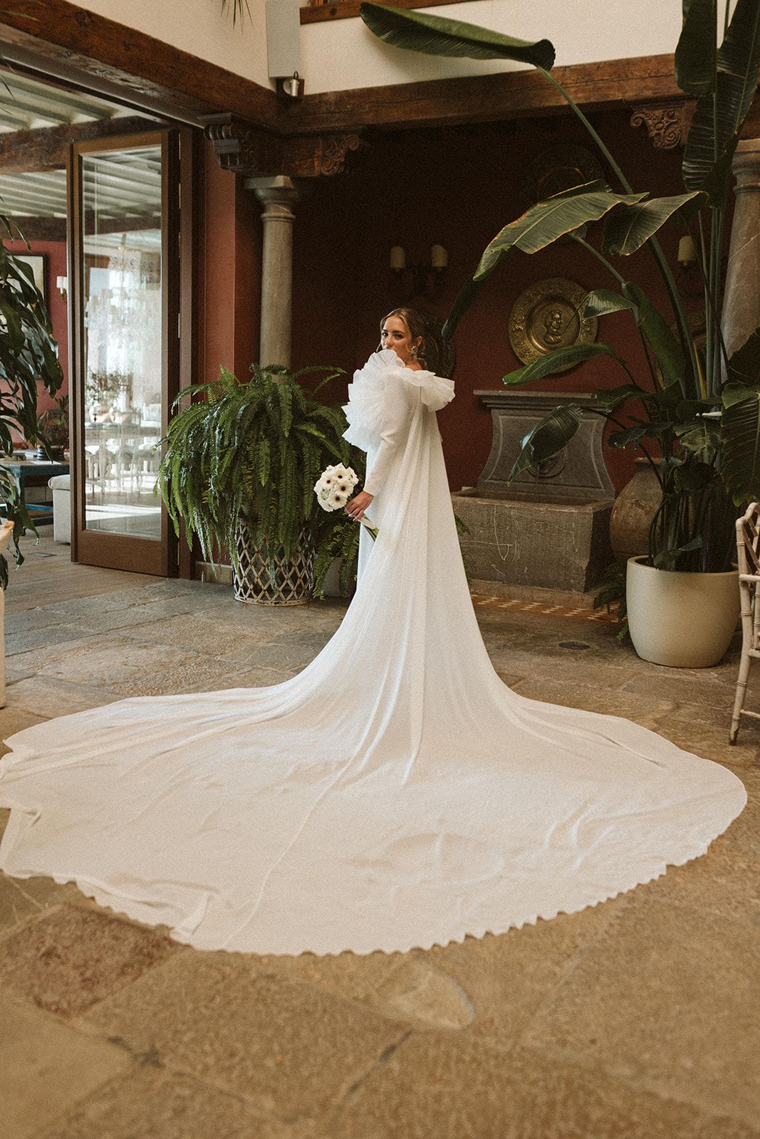 boda granada cortijo enmedio vestido novia isabel hervas