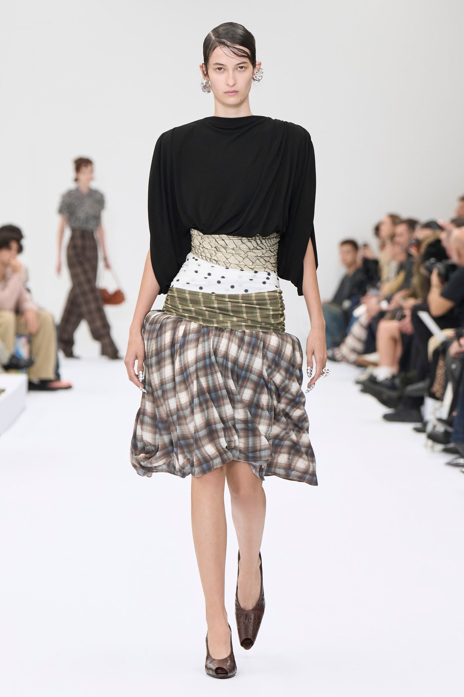 Acne Studios primaveraverano 2025