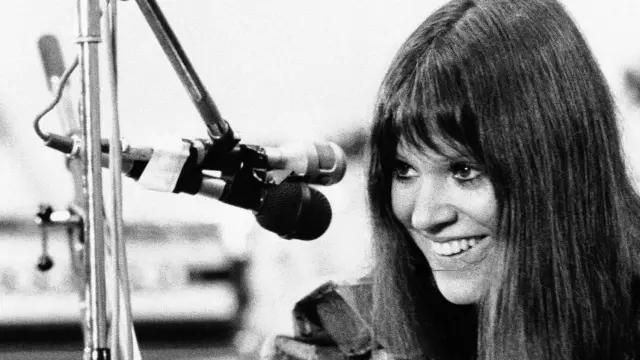 Muere a los 76 años Melanie Safka, una de las pocas mujeres que cantó en el escenario del Woodstock