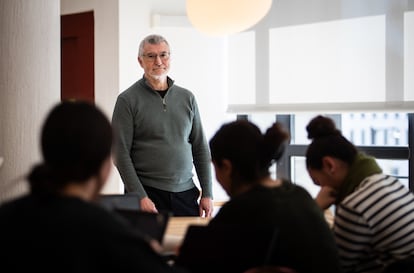 Miquel Oliver, en una sala de estudio de la Universidad de las Islas Baleares. 