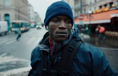 Abou Sangare en un fotograma de la película 'L´histoire de Souleymane' de Boris Lojkine.
