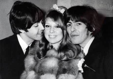 LAS CEREMONIAS DE BODA DE PATTIE BOYD CON GEORGE HARRISON AND ERIC CLAPTON