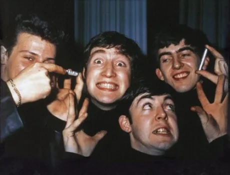 LAS DROGAS QUE USABAN LOS BEATLES