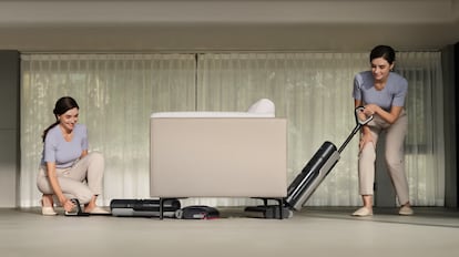 Aspirador escoba inalámbrico Dreame H15 Pro capaz de eliminar manchas en seco y en mojado.
