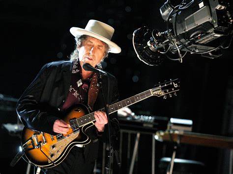 Bob Dylan Live 2025 - Alaine Etheline