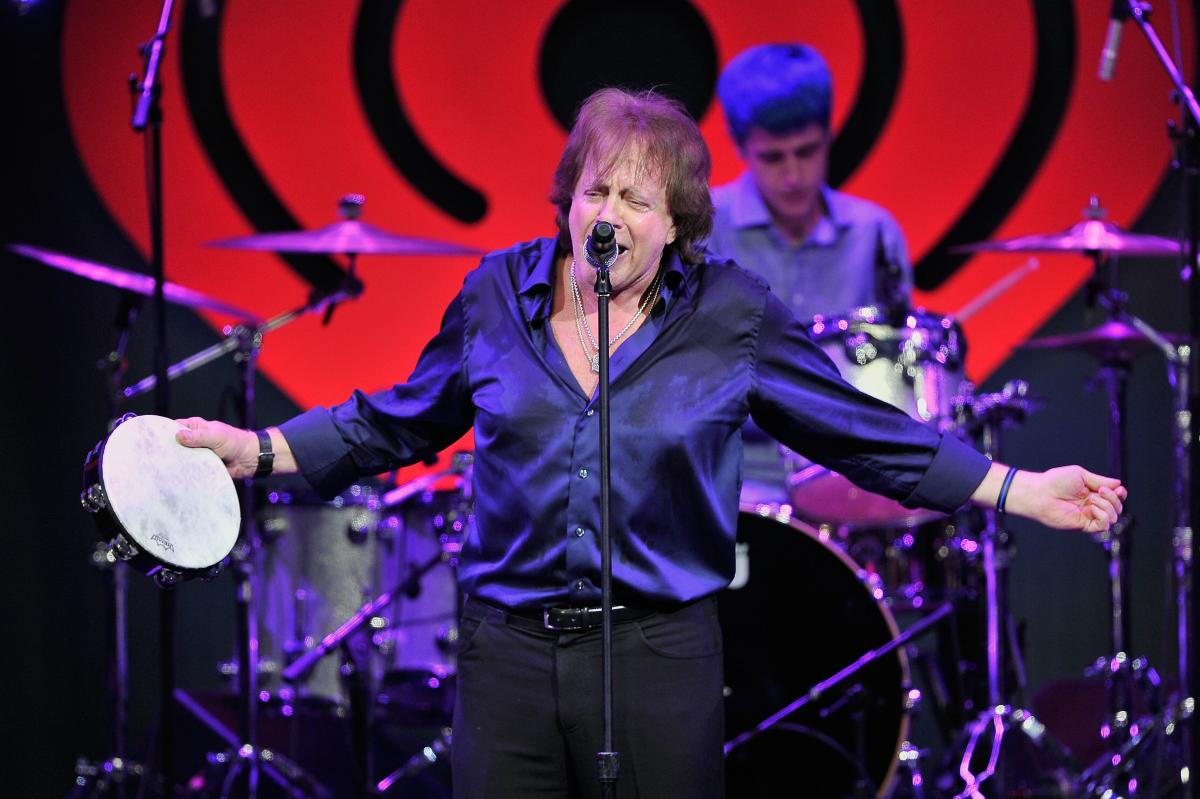 Eddie Money's Death Certificate Reveals He Was Cremated, Barrett's ...