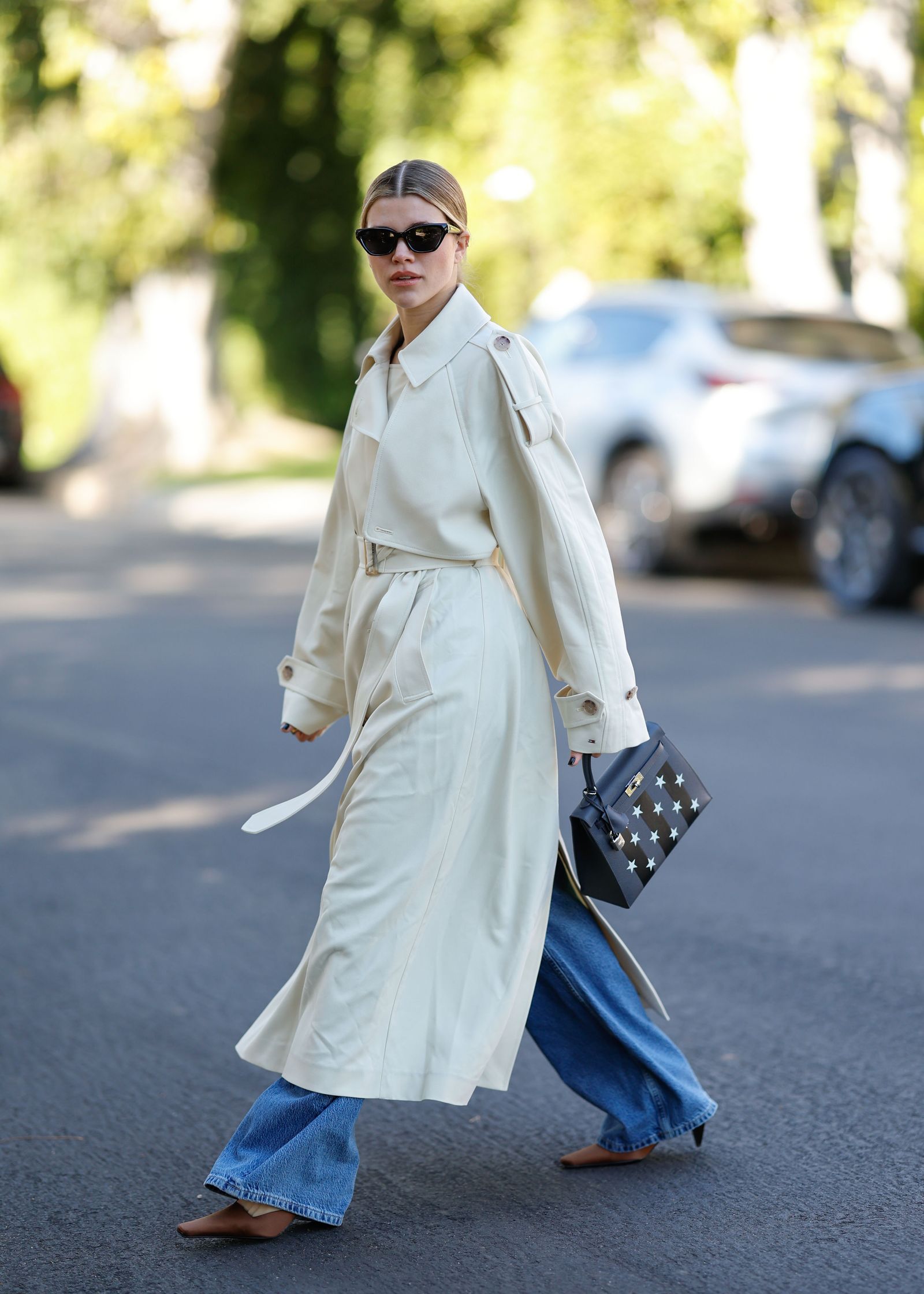 El trench de Sofia Richie ser la prenda definitiva de las ms clsicas esta primavera