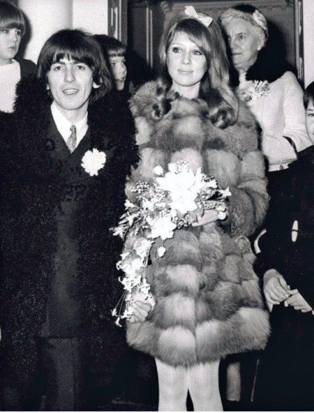 LAS CEREMONIAS DE BODA DE PATTIE BOYD CON GEORGE HARRISON AND ERIC CLAPTON
