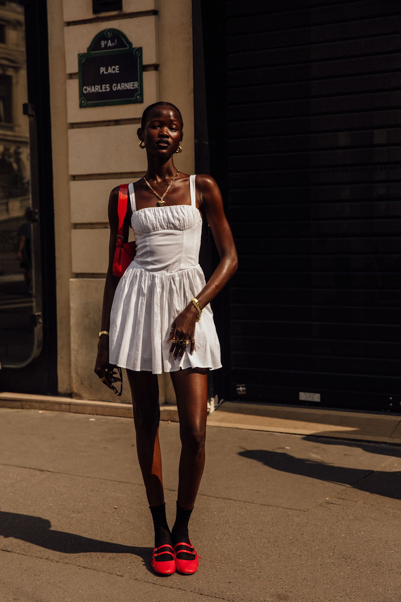 Vestidos blancos estos son los 4 estilos que sern tendencia este verano 2025