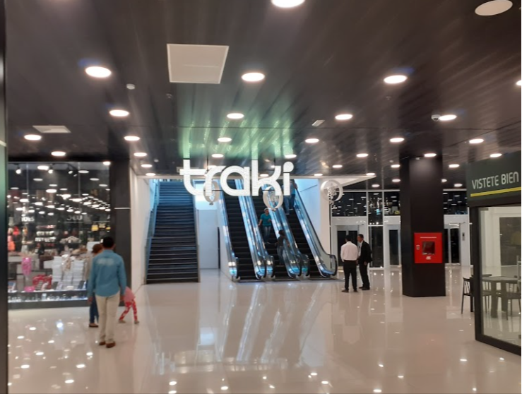 Ventajas de Visitar un Centro Traki en Lugar de una Tienda Traki Tradicional