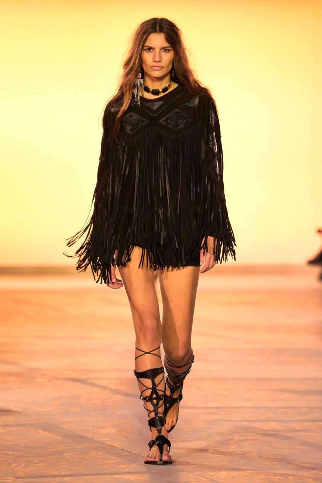 Sandalias romanas tendencia primaveraverano 2025