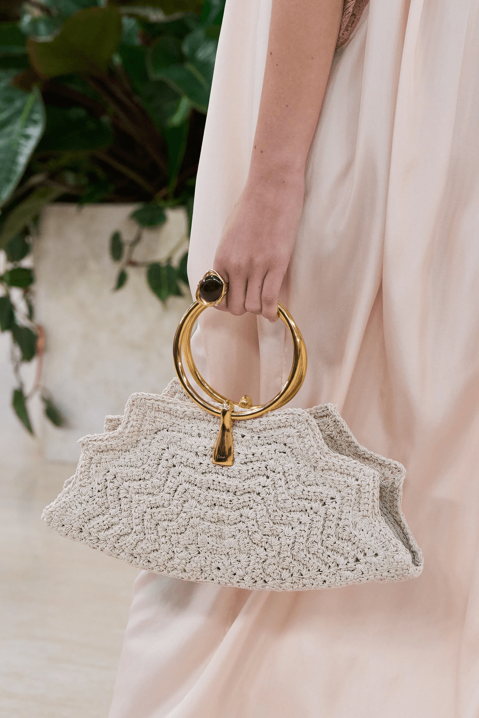 Tendencia bolsos marinos primaveraverano 2025