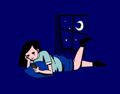 Persona navegando en Pinksky.- Blog Hola Telcel