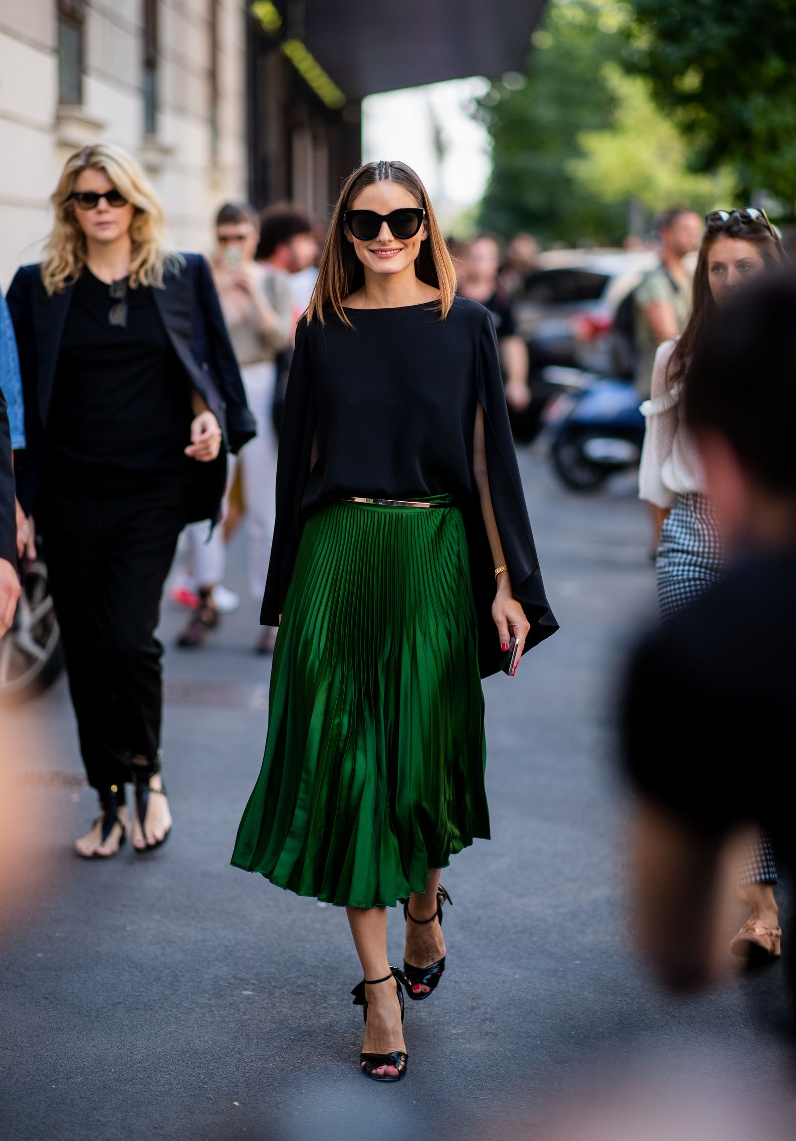look de invitada boda con falda