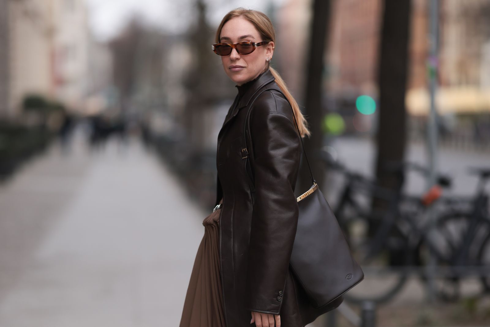 falda marrón tendencias otoño 2026