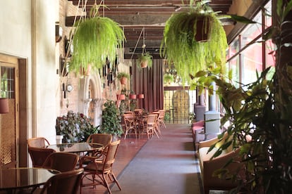 La terraza acristalada del Landa, uno de los rincones con más encanto del restaurante