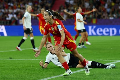 Aitana Bonmatí celebra el gol marcado a la selección alemana, este miércoles en Zúrich.