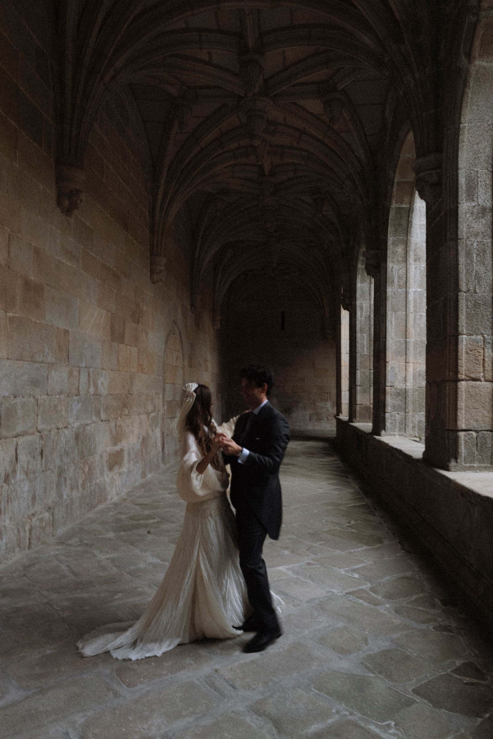 boda galicia pontevedra vestido novia romancera decoracion bosque romantica